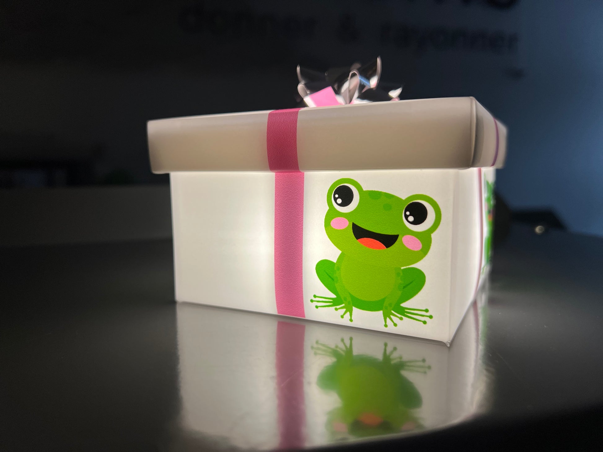 Boîte personnalisée Grenouille  en format mignon